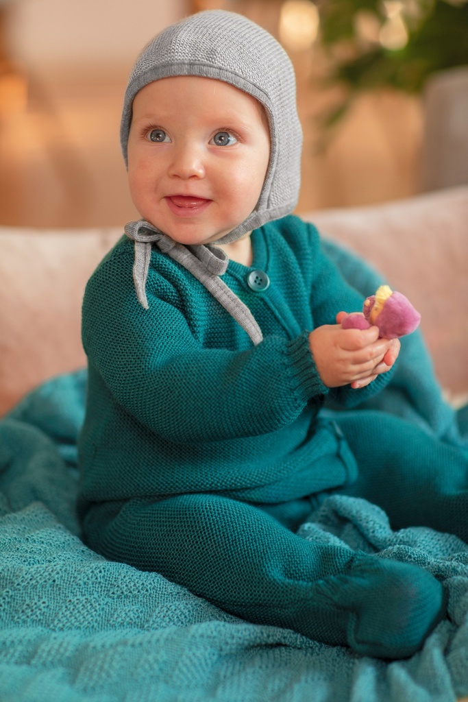 Bonnet bébé en laine tricotée, Disana