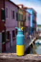 Klean-Kanteen-Isolierflasche-Rise-Classic-Kaleidoscope-Brittany-Lifestyle1_600x600.webp