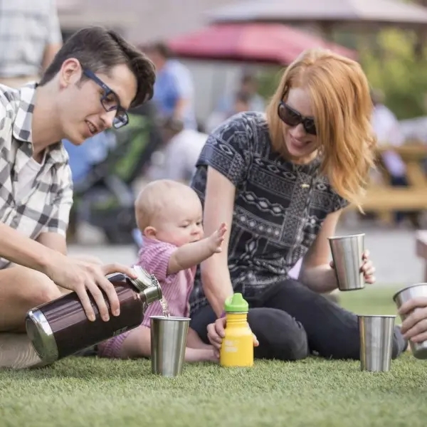 Klean-Kanteen-Trinkbecher-Pint-Cup-Ambiente1_600x600.webp