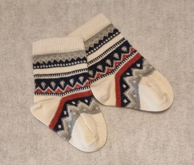 Baby socks with wool motif, Grödo 