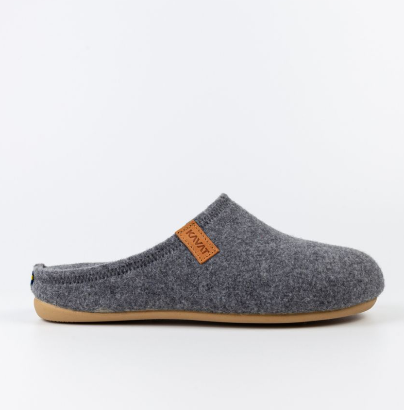 Slippers "Djura WB", Kavat