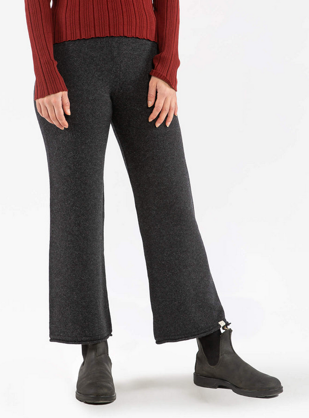 Pantalon tricoté, Matona