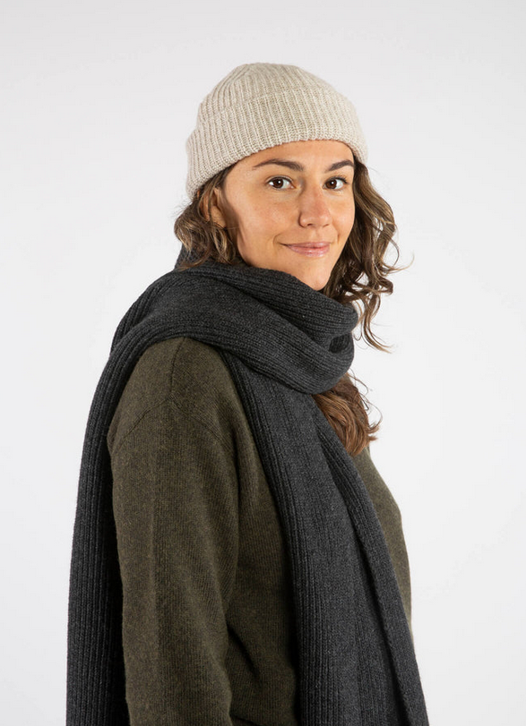 Strickschal, Matona