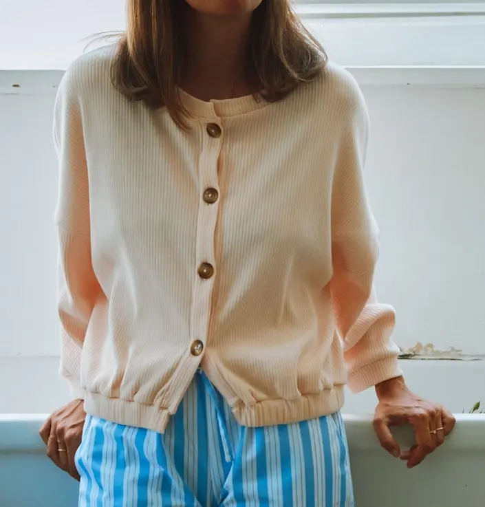 Cardigan “Zaatar” Scallop Shell, Poudre Organic