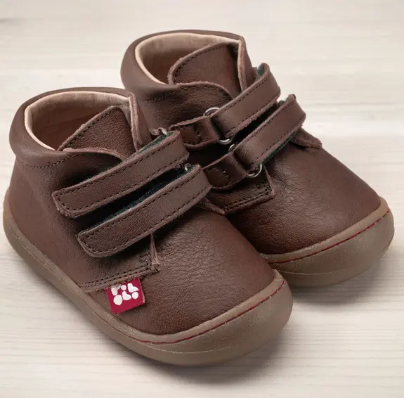 Kinderschuh "Nino Dunkelbraun" pflanzlich gegerbtem Leder mit Klettverschluss, Pololo