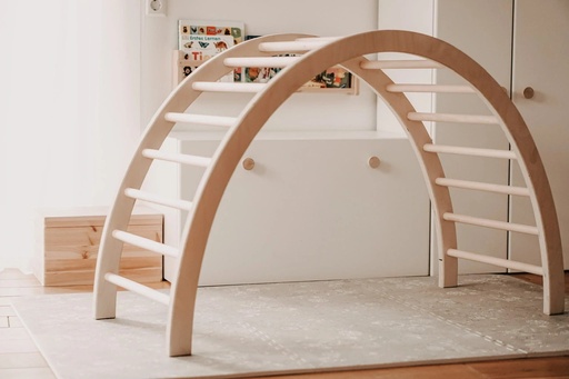 Climbing Bow, Frechling