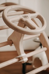 Steering wheel for climbing bow