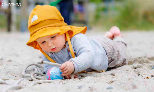 Sun hat fire brigade with rope,  PICKAPOOH