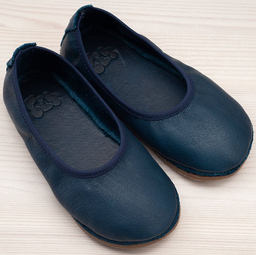 Ballerine pieds nus d'extérieur, Pololo
