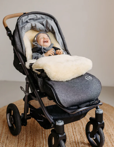 Lambskin footmuff, Naturkind
