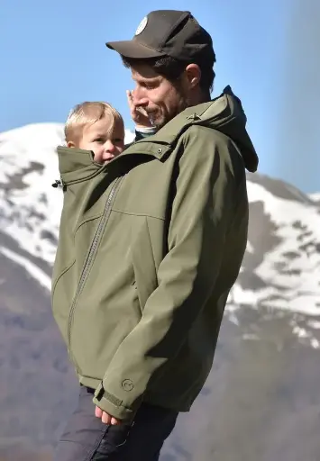 Softshell-Tragejacke für Männer "Allrounder Dad", Mamalila 